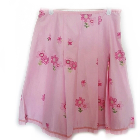 Cynthia Steffe Dresses & Skirts - Cynthia Steffe Pink Embroidered Lined Skirt